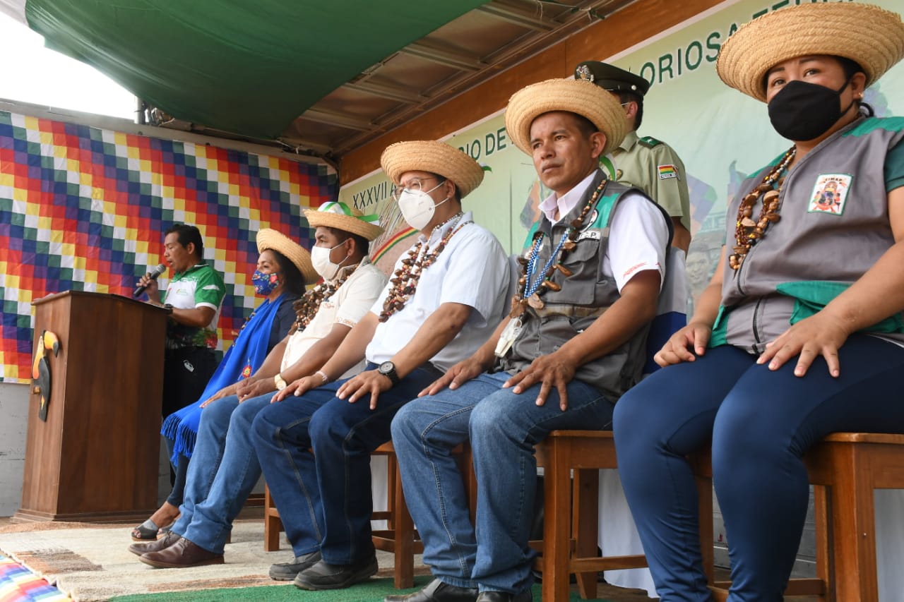 Federación de campesinos de Pando recibe vehículo y equipos de computación para fortalecer su labor y servicio regional