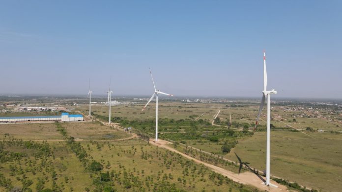 ENDE prepara presentación de mapa eólico para aprovechamiento del viento en generación de energía limpia y renovable