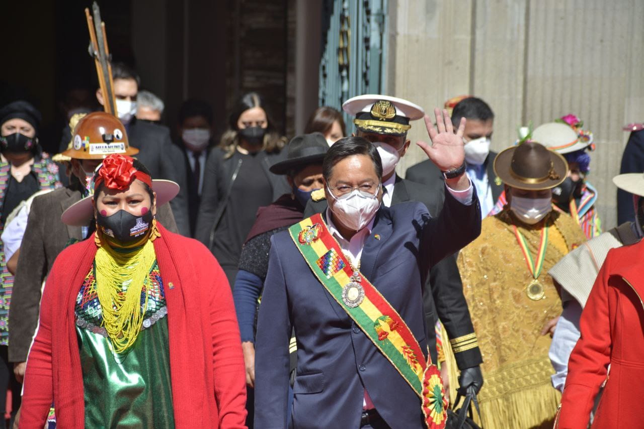 Luis Arce destaca levantamientos indígenas anticoloniales y plantea un Estado Plurinacional Latinoamericano y Caribeño