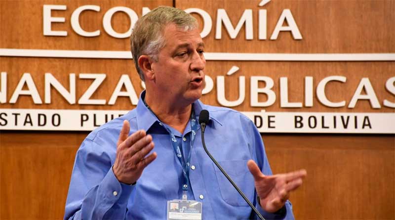 Branko Marinkovic está fuera del país y no se presenta a declarar en la Fiscalía por el caso UIF
