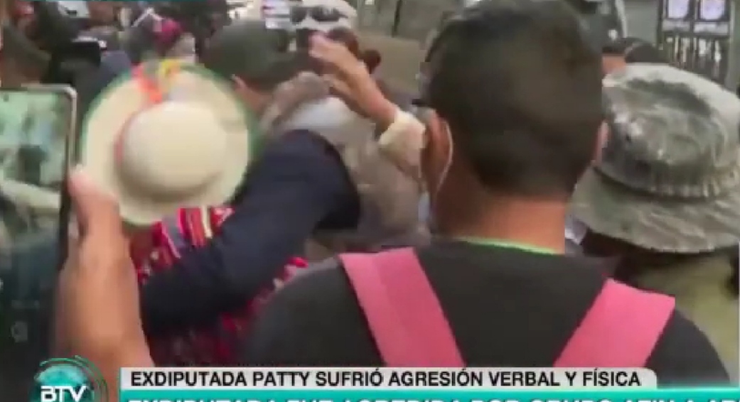 Seguidores de Armin Lluta insultan y agreden a exdiputada Lidia Patty