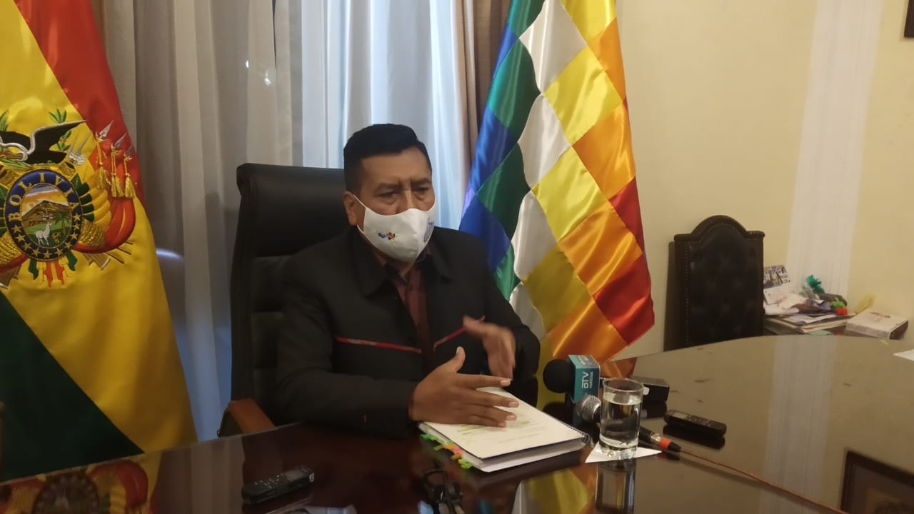 Mamani ve doble moral en jerarcas de la Iglesia Católica que piden por Áñez y olvidan a los 38 asesinados en su régimen