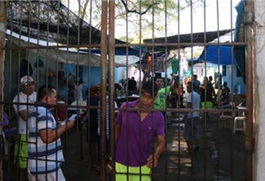 COVID-19: Comienza encapsulamiento preventivo en cárceles de regiones fronterizas con Brasil