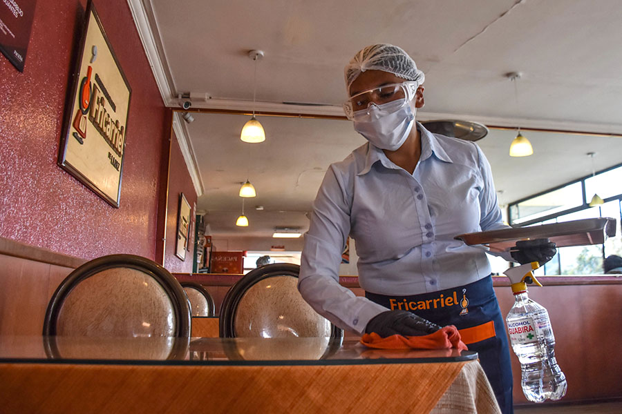 Gastronómicos de La Paz advierten quiebra de una de cuatro empresas en caso de cuarentena rígida