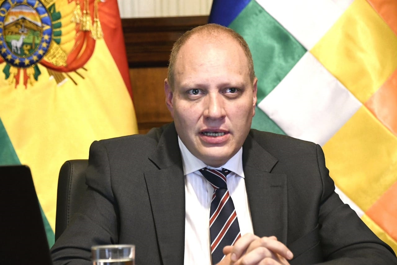 COVID-19: Viceministro aclara que gobiernos subnacionales pueden adquirir vacunas de manera directa