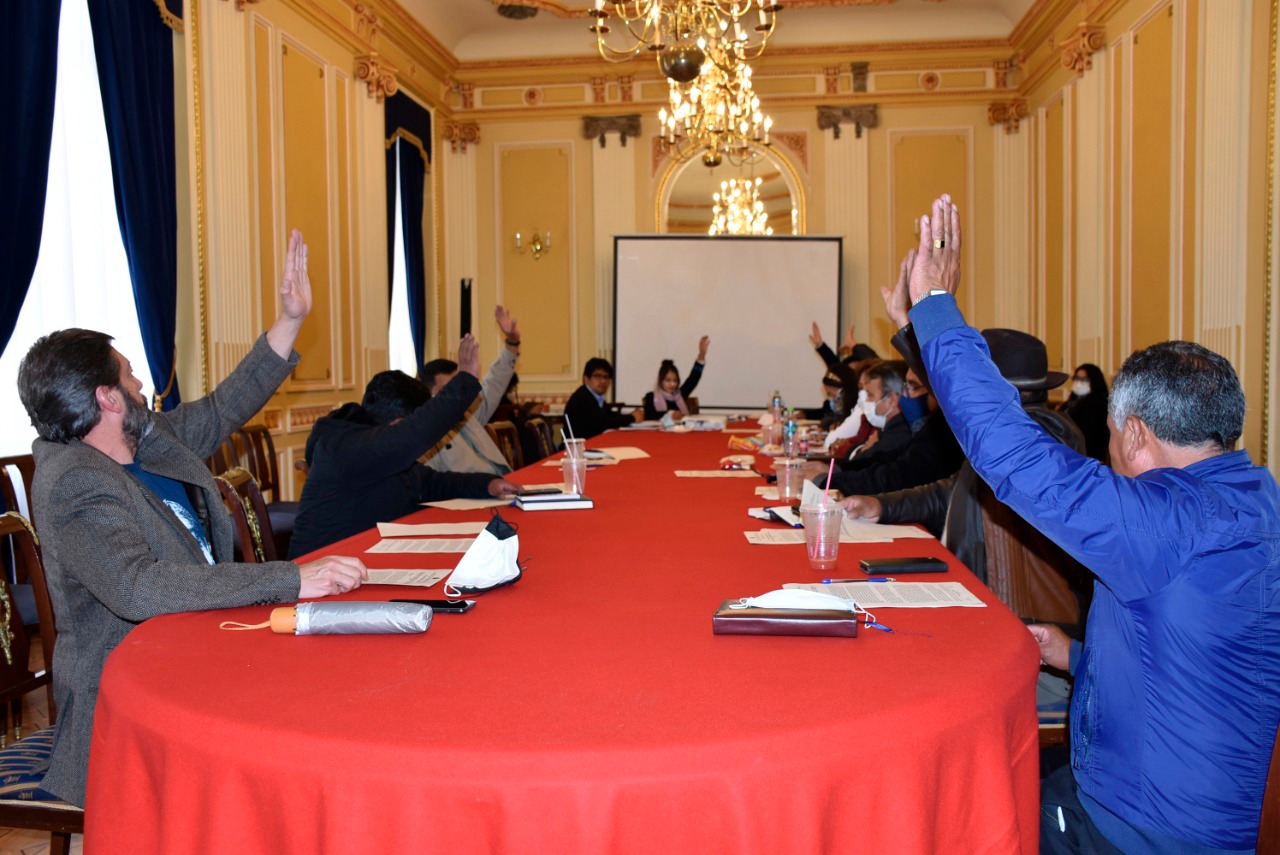 Parlamentarios supraestatales condenan el embargo perpetrado por Estados Unidos contra Cuba