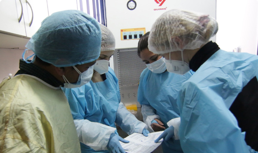 Califican de exitoso el intercambio técnico-científico sobre el diagnóstico de mutaciones del SARS-CoV-2 en Bolivia