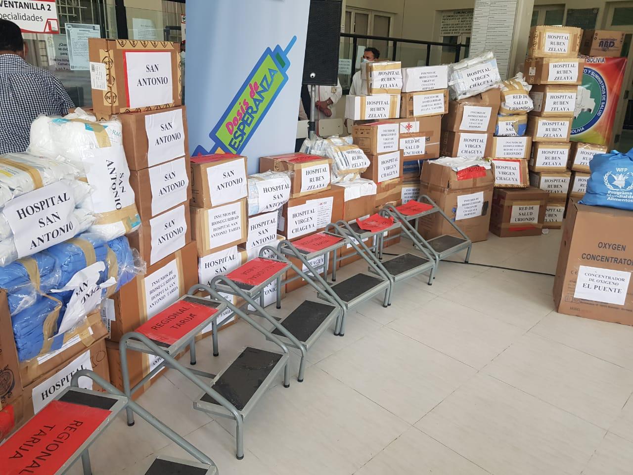 Gobierno entrega equipos, fármacos e insumos para 16 hospitales y redes sanitarias de Tarija con el fin de combatir el COVID-19