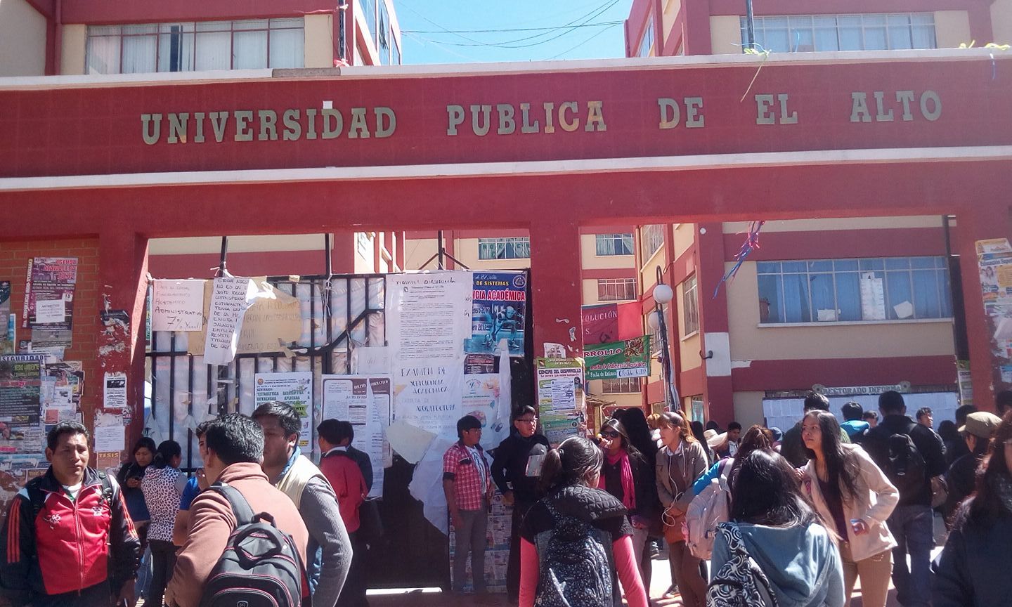Una autoridad universitaria de la UPEA autorizó el ingreso de los estudiantes a la asamblea