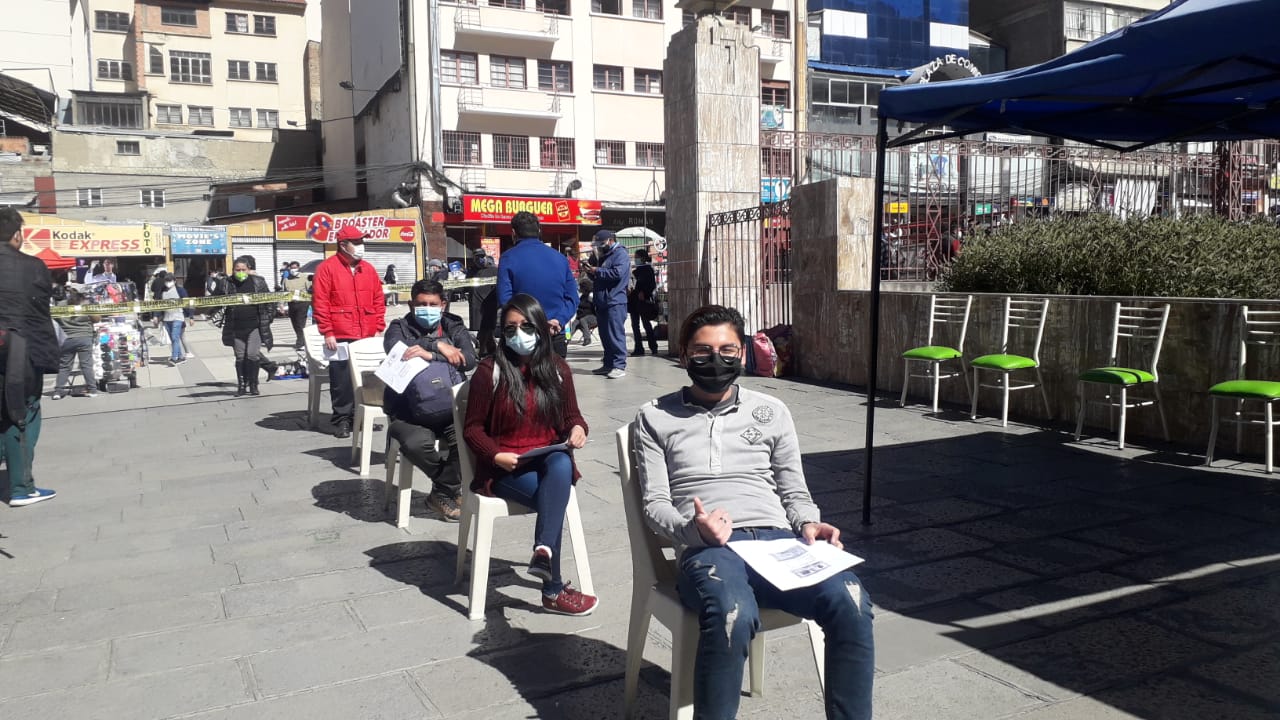 Presidente de Diputados destaca ampliación del rango de vacunación a mayores de 18 años