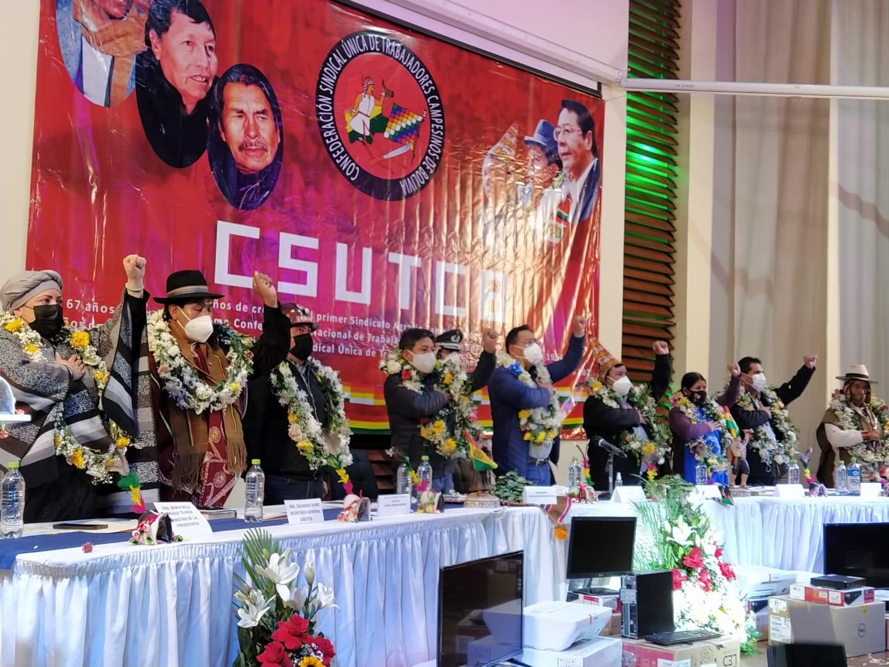 Vicepresidente ratifica lucha contra el colonialismo y acompaña celebración de la CSUTCB
