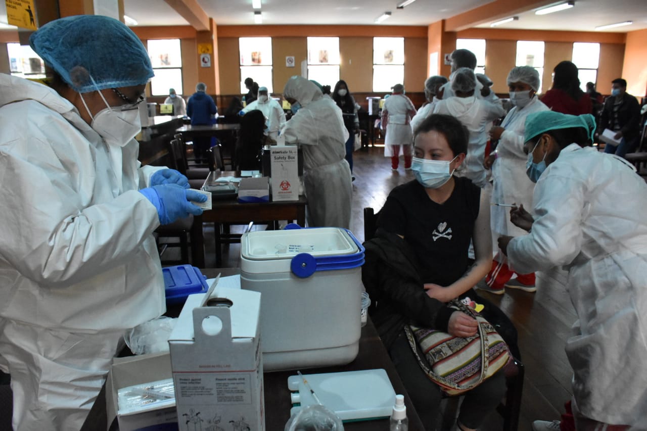 Viceministra Alcón: Dosis contra el COVID-19 están garantizadas para el 100% de la población vacunable del país