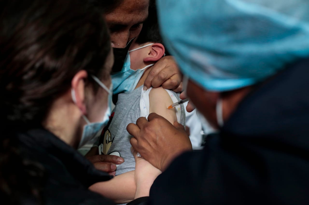 Alcón: Emisión de los decretos 4640 y 4641 permitieron importantes avances en la vacunación