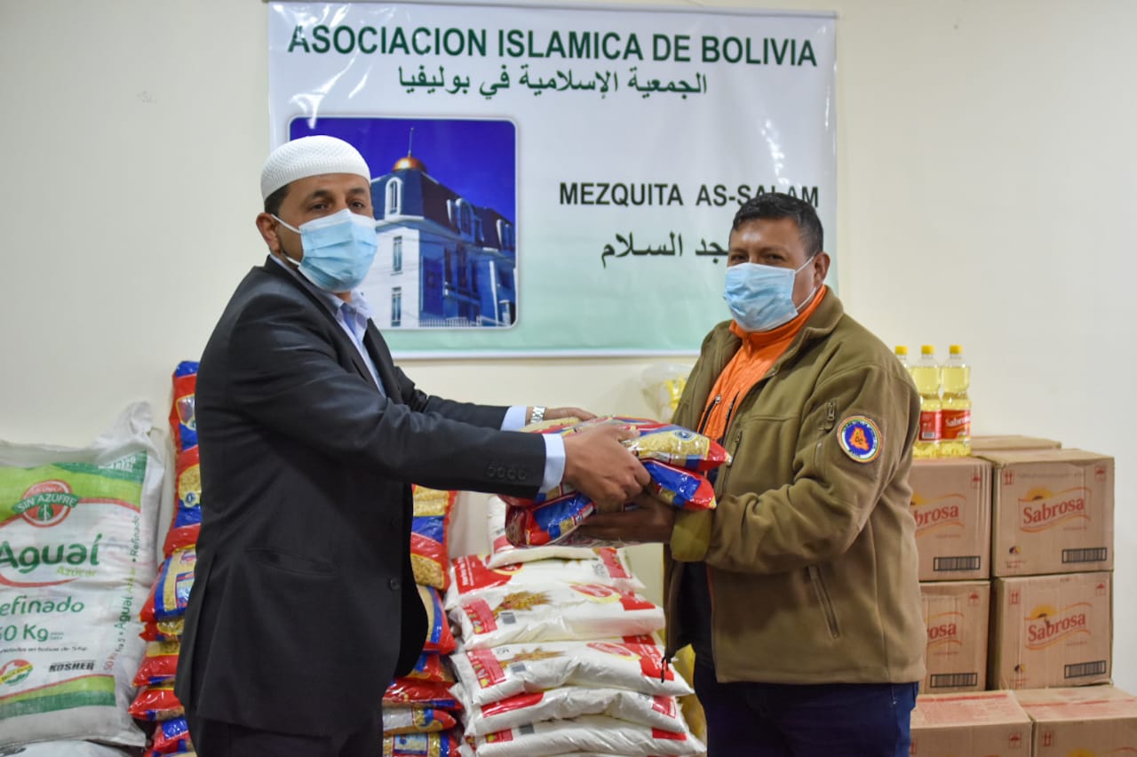 Comunidad Islámica en Bolivia entrega una tonelada de productos a damnificados por granizo en Sucre