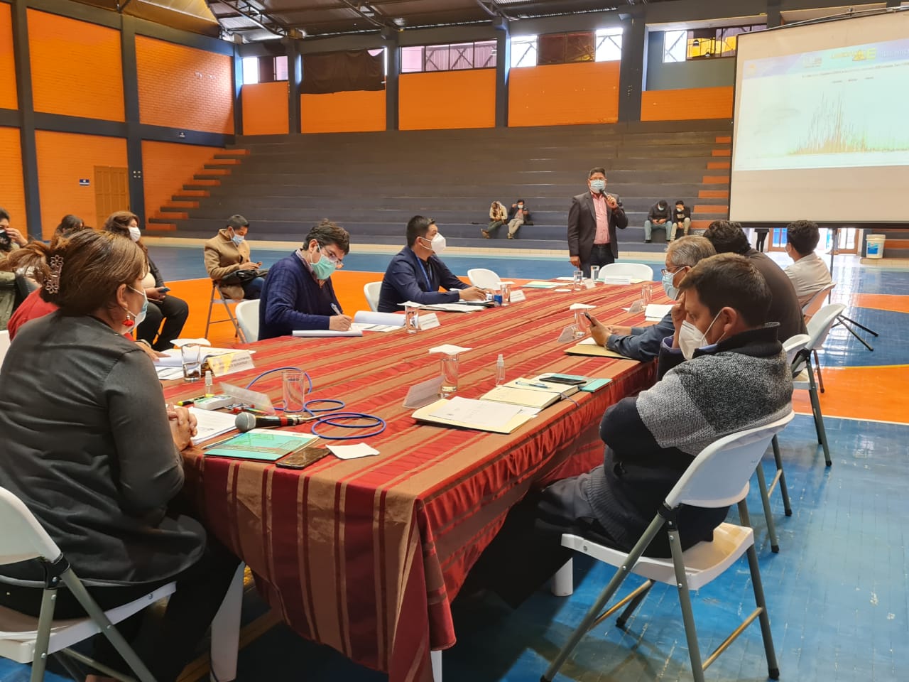 Unifican horas de circulación y cuarentena rígida para domingos en región metropolitana de Cochabamba