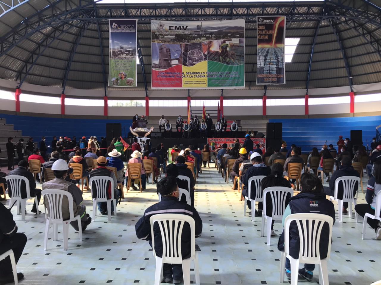 Presidente Arce celebra aniversario de la Empresa Metalúrgica Vinto y destaca su aporte económico al país