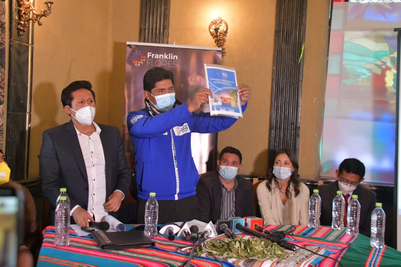 Candidato a la Gobernación por el MAS presenta plan de reactivación y promoción del turismo paceño