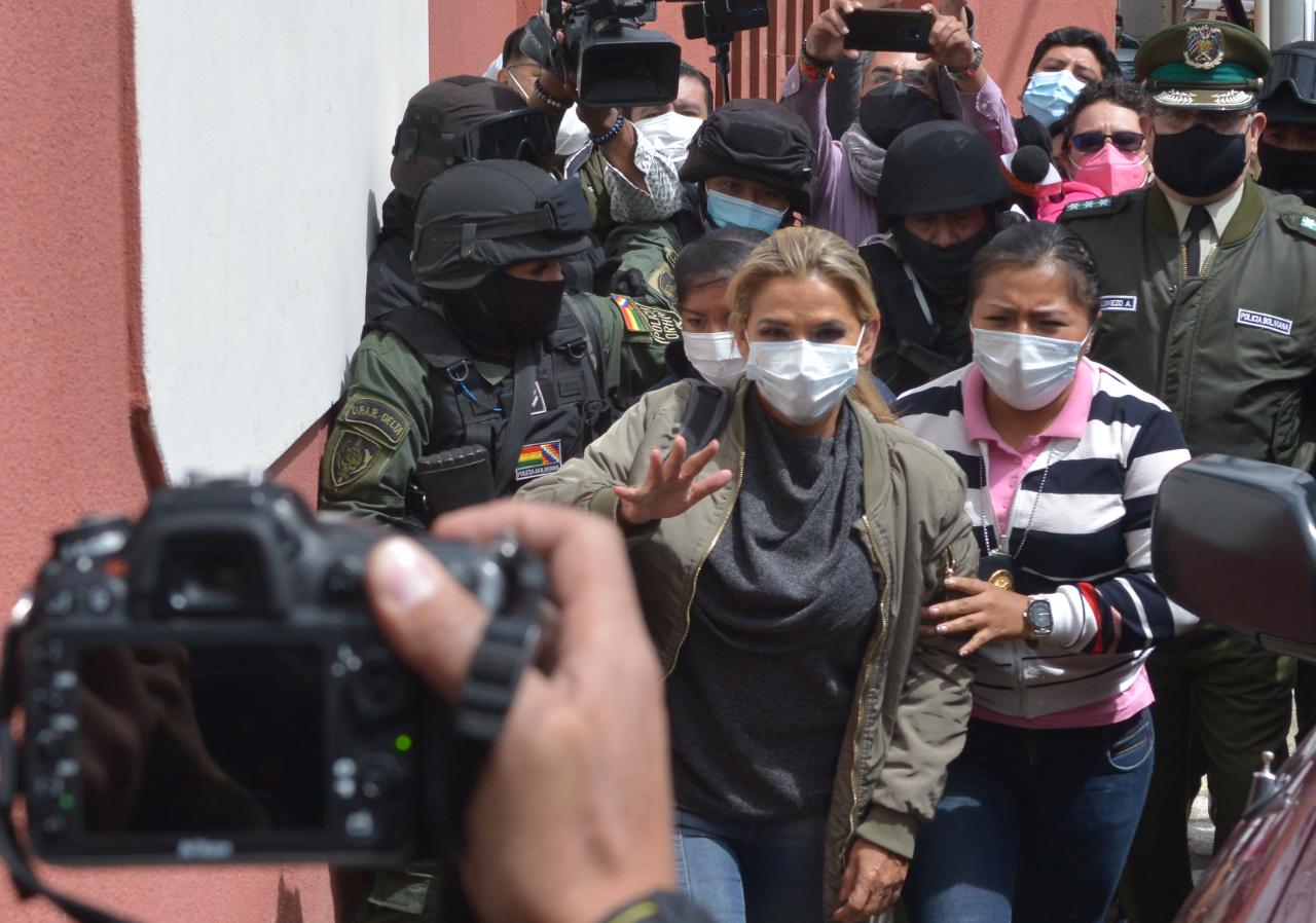 Áñez guarda detención preventiva en el Centro de Orientación Femenina de Obrajes