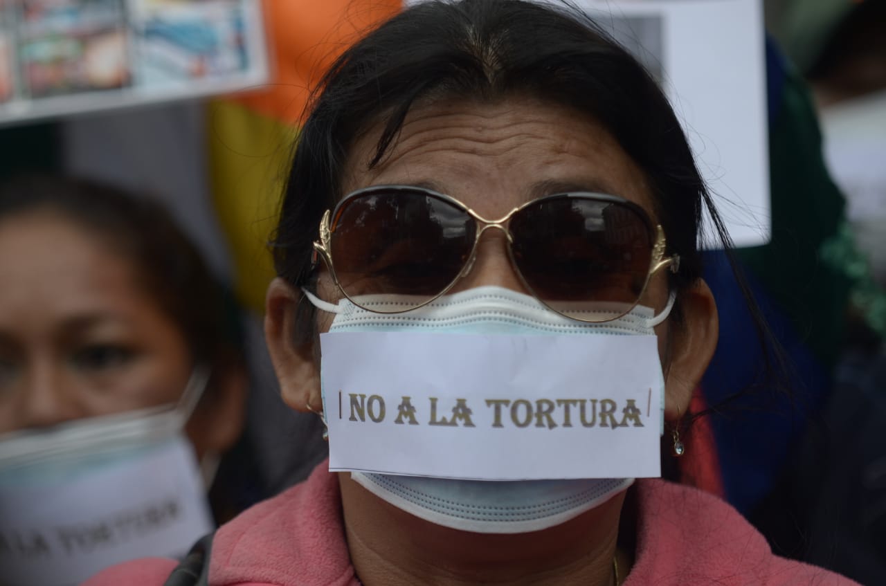 Presos políticos del gobierno de facto denuncian torturas y persecución