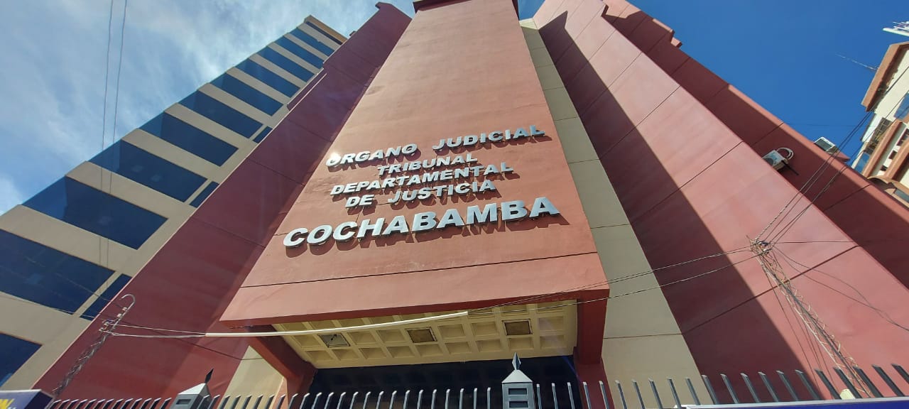 Justicia emite sentencia por caso de legitimación de ganancias ilícitas con base en informe de la UIF