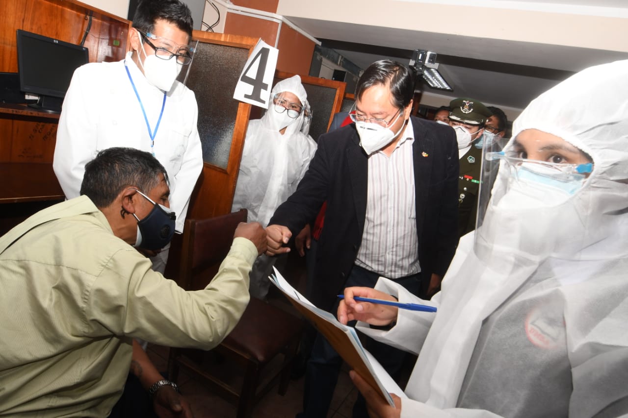 Presidente Arce anuncia llegada de lote de un millón de vacunas Sinopharm hasta el 15 de mayo