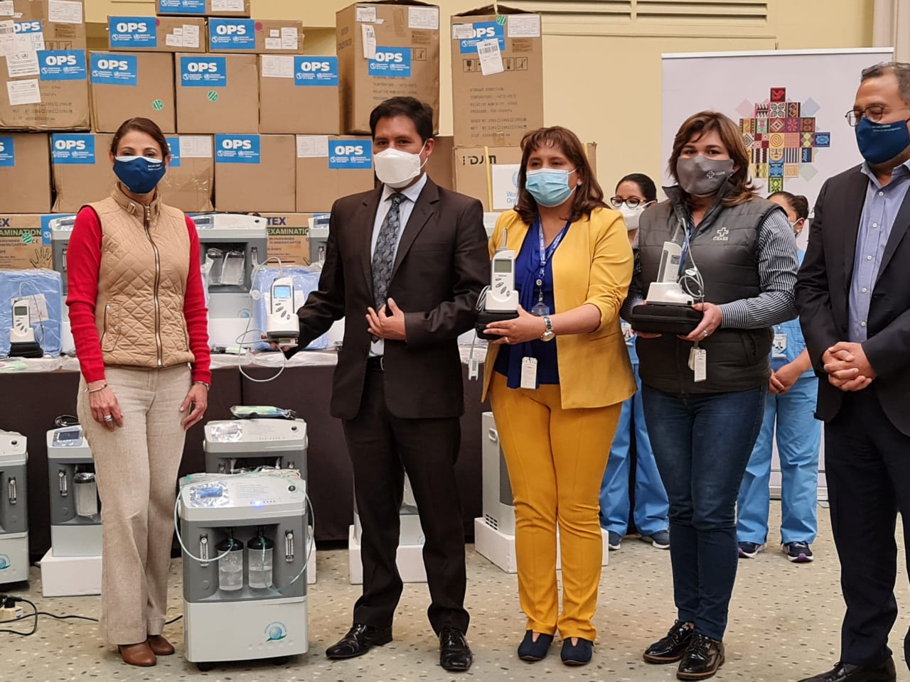 OPS dona equipos por más de $us 300.000 para fortalecer la lucha contra el COVID-19