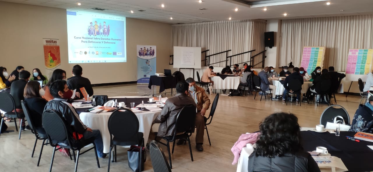 Defensores de derechos se fortalecen en curso nacional convocado por Unitas
