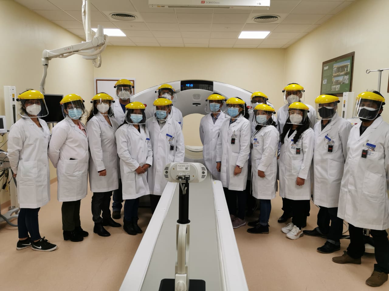 Presidente resalta reactivación de becas para profesionales bolivianos en Medicina Nuclear y Radioterapia