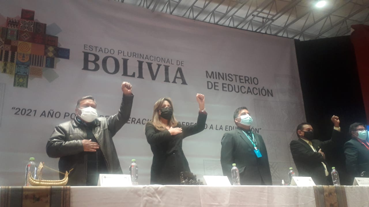 Bolivia incorpora una educación en lenguas originarias