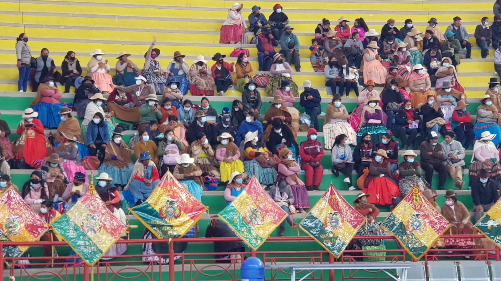 Al menos 200.000 gremiales serán inmunizados contra el COVID 19 en El Alto