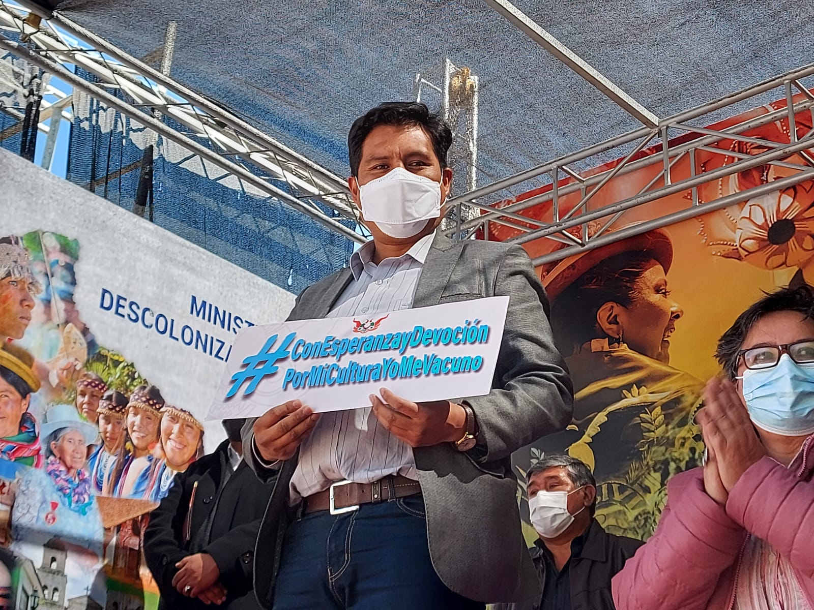 Ministro de Salud confirma cuarta semana de descenso de casos COVID-19 en Bolivia