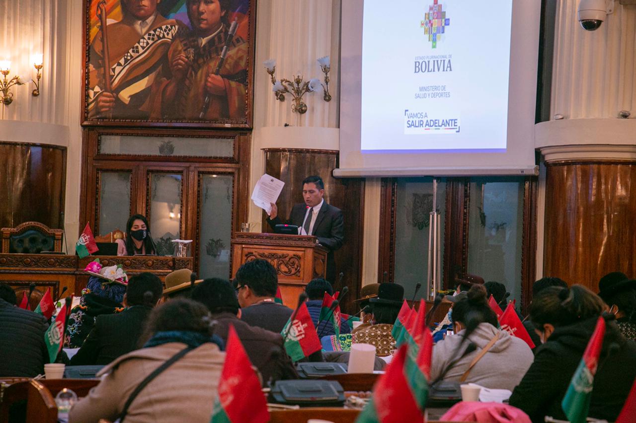 COVID-19: Ministro de Salud asegura que responderán las mentiras con más trabajo