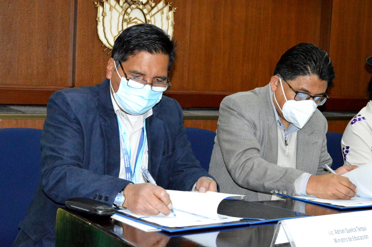 Educación y Justicia suscriben convenio para prevenir la violencia hacia las mujeres desde el ámbito educativo