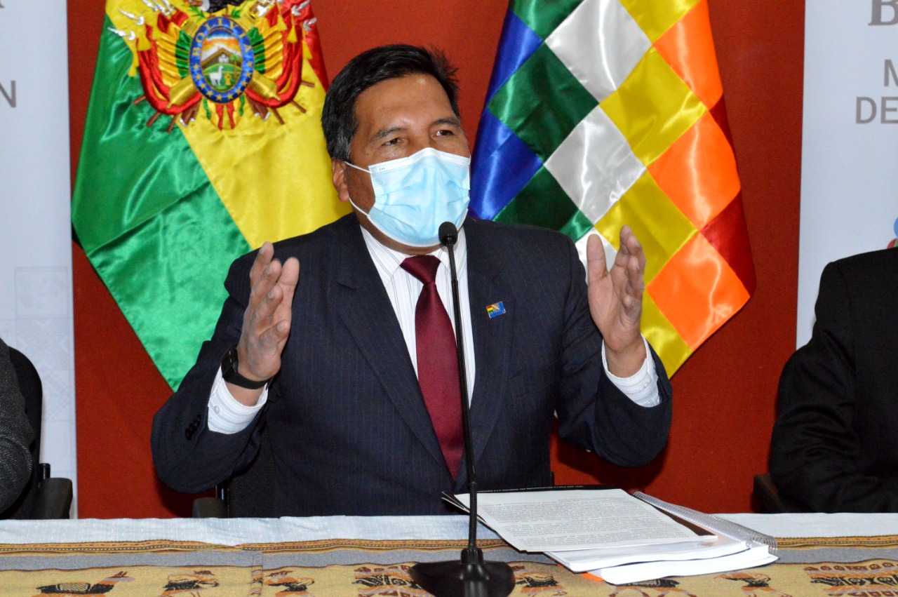 Ministerio de Educación: El 37,58% de las unidades educativas en el país pasan clases a distancia