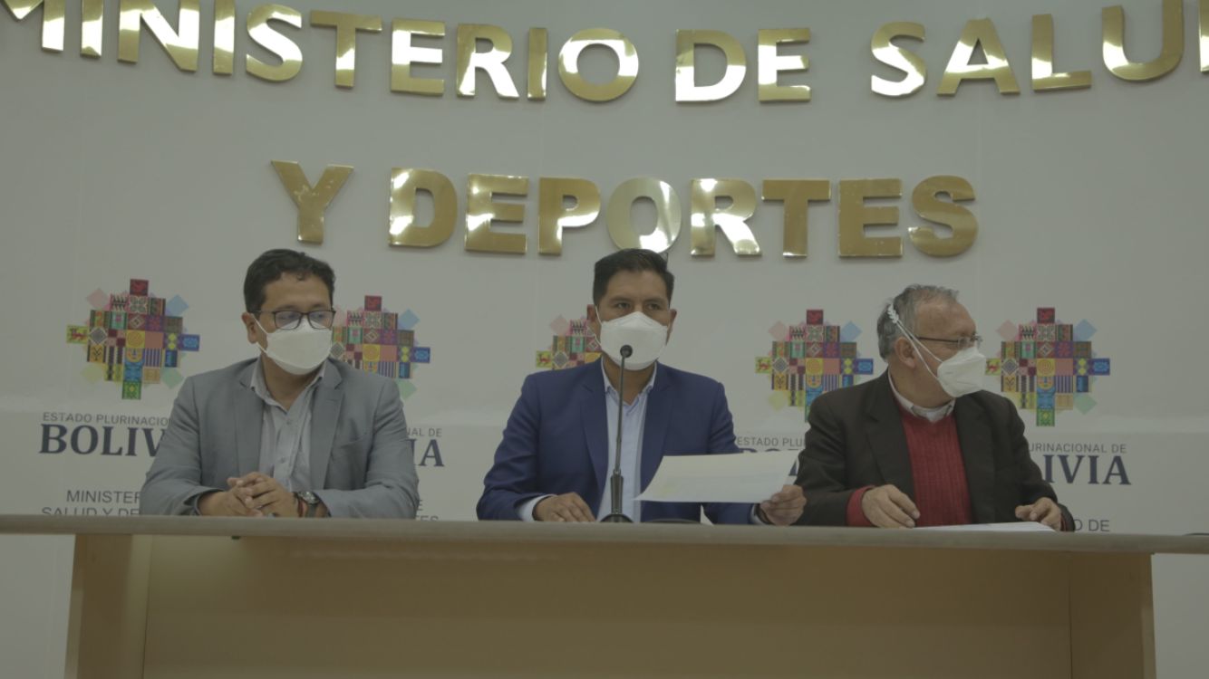 Salud realizará evaluaciones departamentales del proceso de vacunación para contener el COVID-19