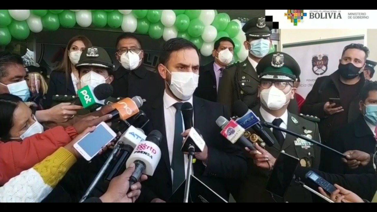 Del Castillo: “La salud de Jeanine Áñez está mejorando considerablemente”