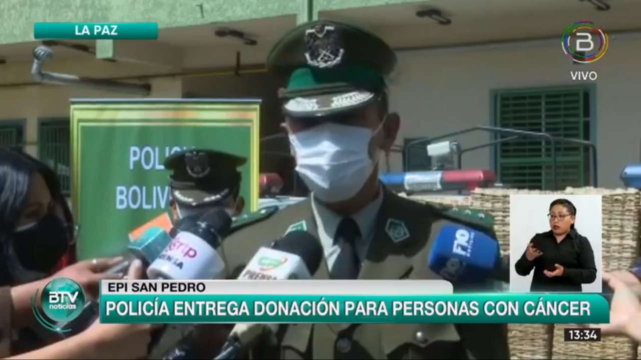 Policía recolecta 5.000 maples para campaña de personas con cáncer y COVID-19 en La Paz
