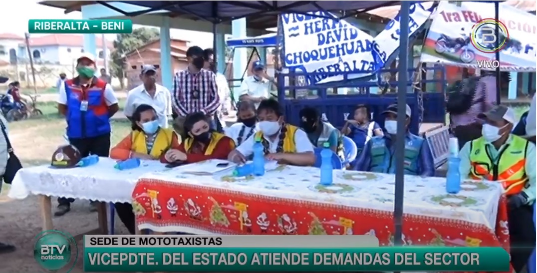Vicepresidente se reúne con mototaxistas de Riberalta para atender sus demandas