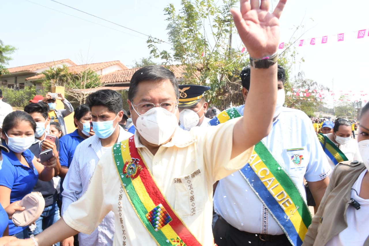 Presidente Arce: Ningún Gobierno subnacional compró vacunas; nosotros lo hicimos