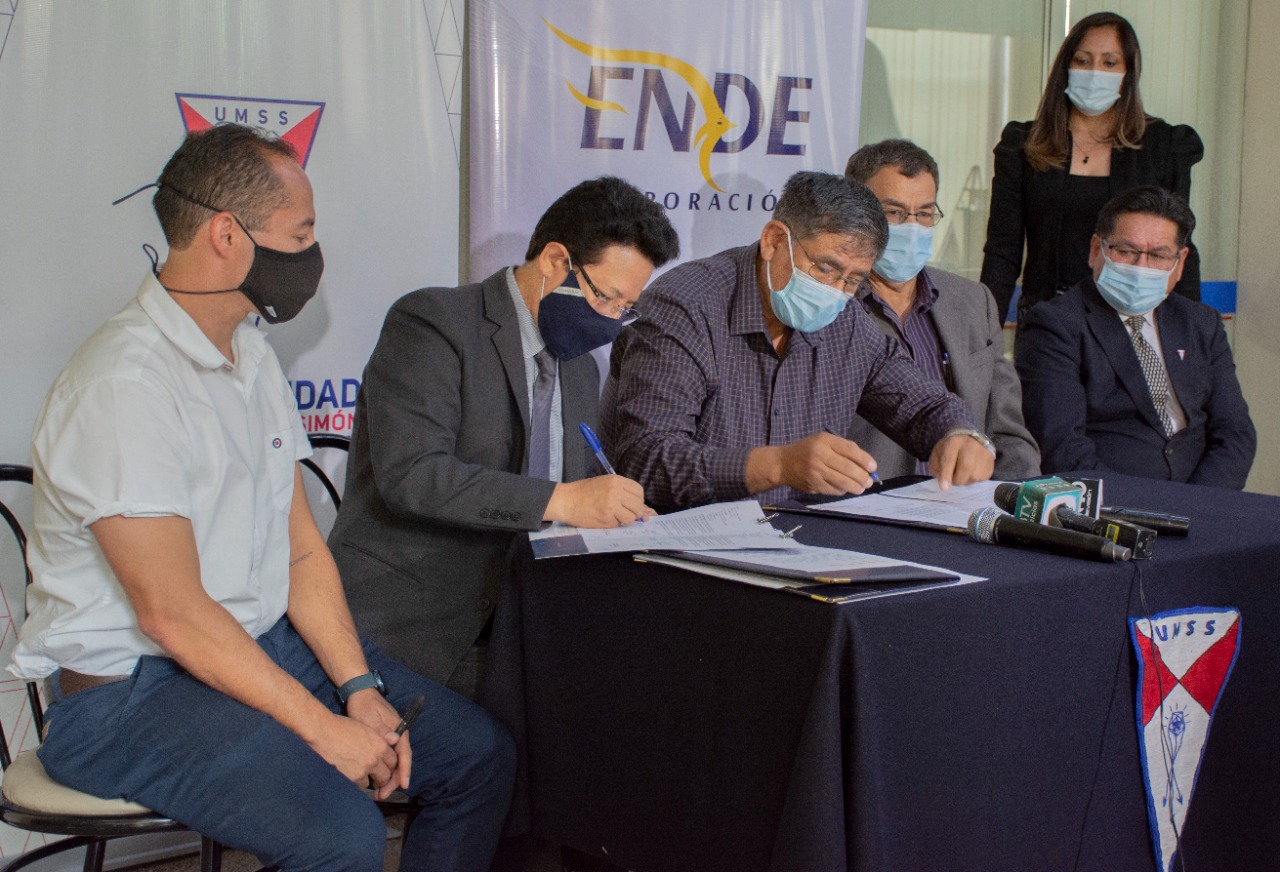 Cochabamba: ENDE y la Universidad Mayor de San Simón firman convenio interinstitucional