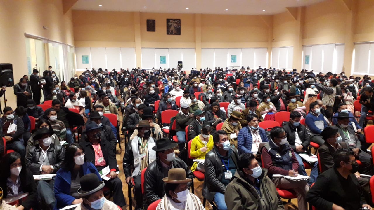 Arranca cumbre de reactivación económica y productiva de los municipios de La Paz con siete mesas de trabajo