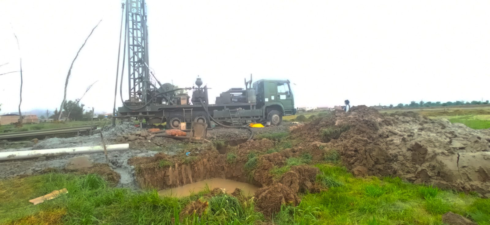 Gobierno perforará cuatro pozos para mitigar efectos de la sequía en dos municipios de Cochabamba