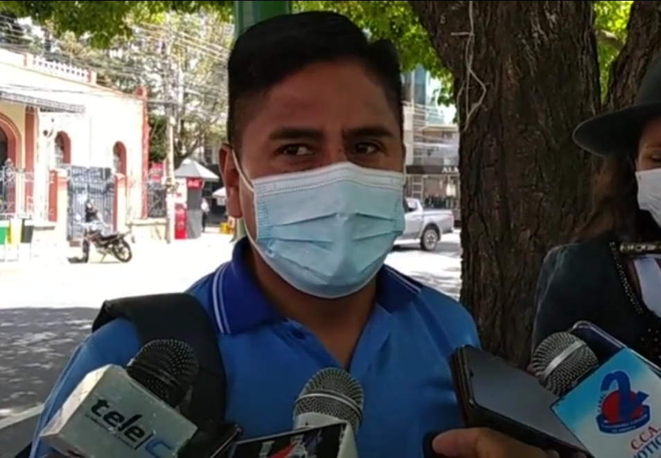 Alcalde Reyes Villa obliga a trabajadores municipales a participar del paro cívico del lunes