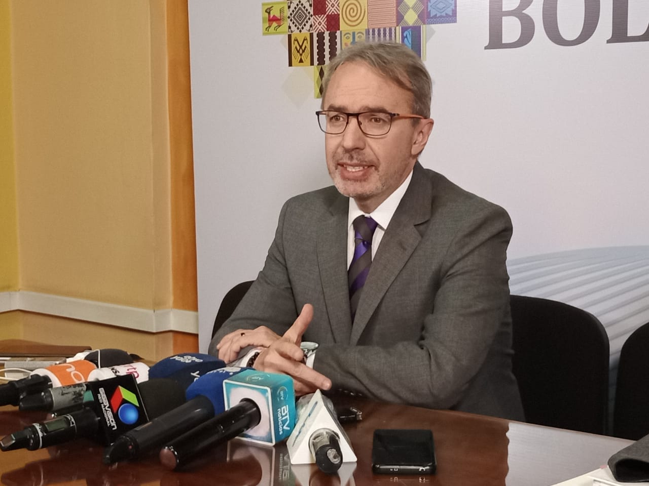 Vocero presidencial: la construcción de la plurinacionalidad es una tarea constante