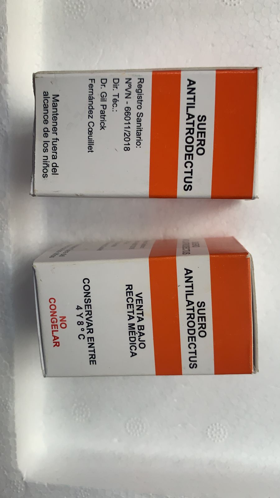 Salud entrega suero de tratamiento para picadura de araña viuda negra al Sedes de Cochabamba