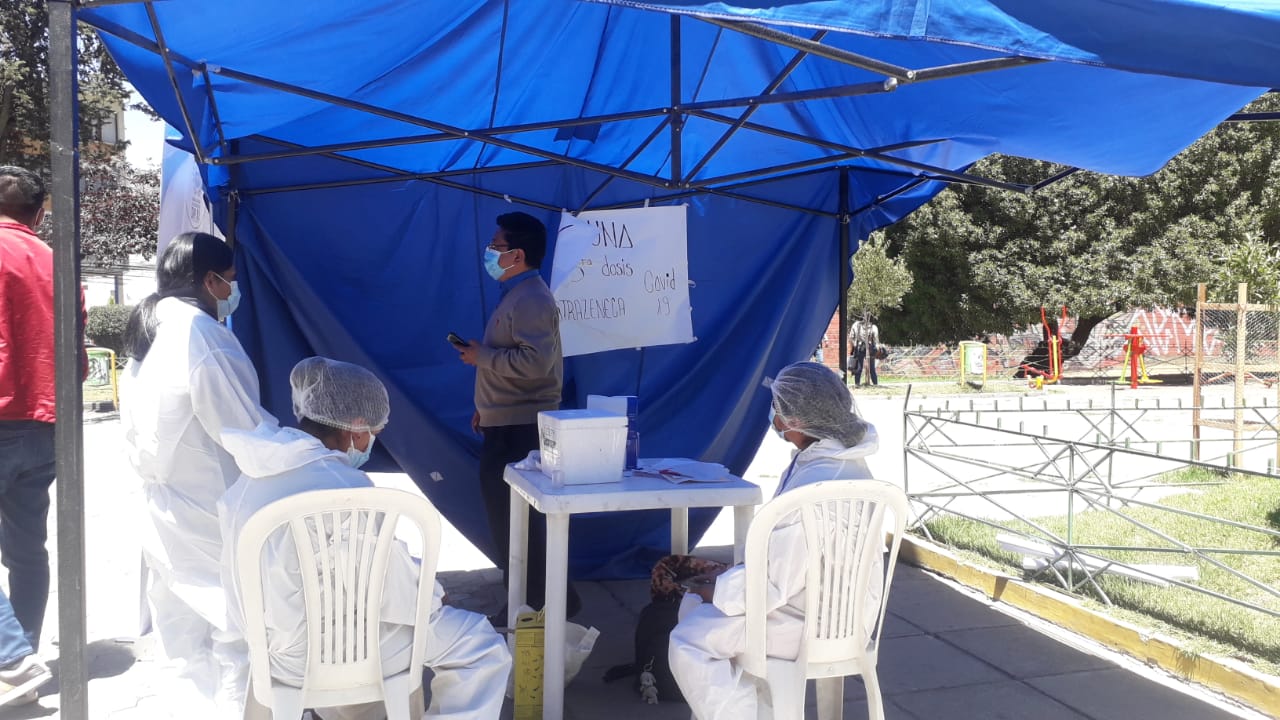 Habilitan puntos móviles de vacunación para la tercera dosis contra el COVID-19