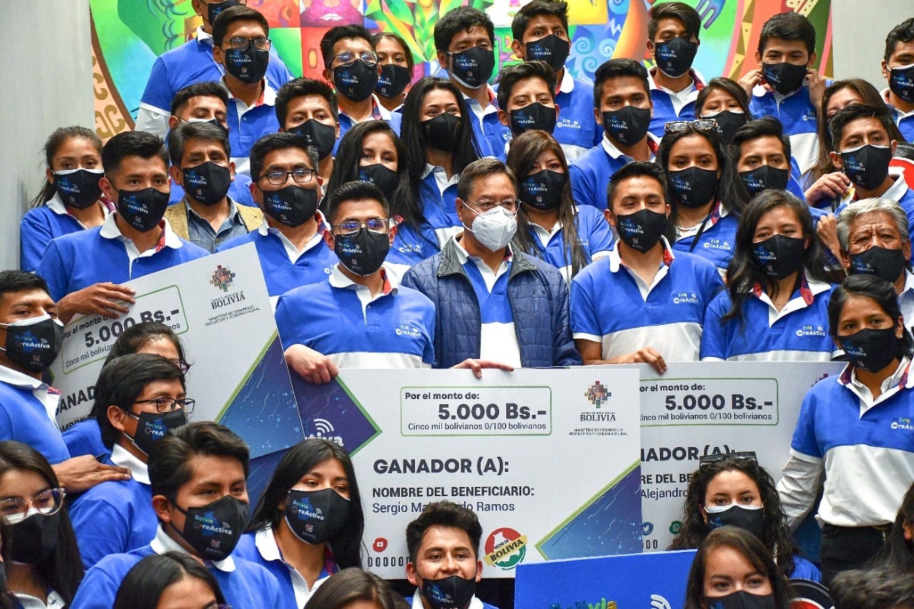 Ganador del concurso Bolivia C-reactiva: Aportar a la empresa “Tu Miel” ayuda a fortalecer mi carrera