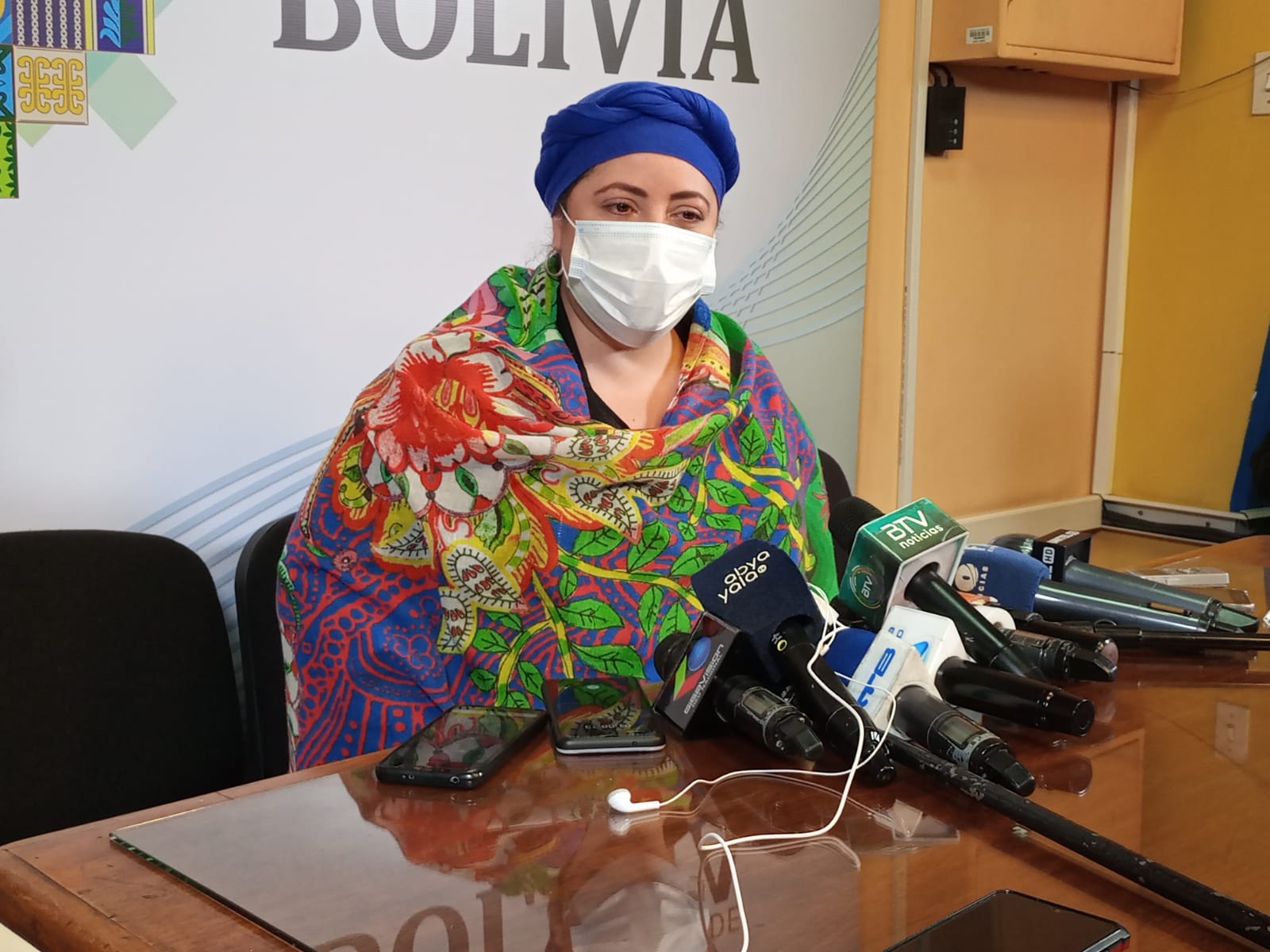 Prada pide reflexionar sobre el sistema patriarcal arraigado en la sociedad boliviana que normaliza la violencia