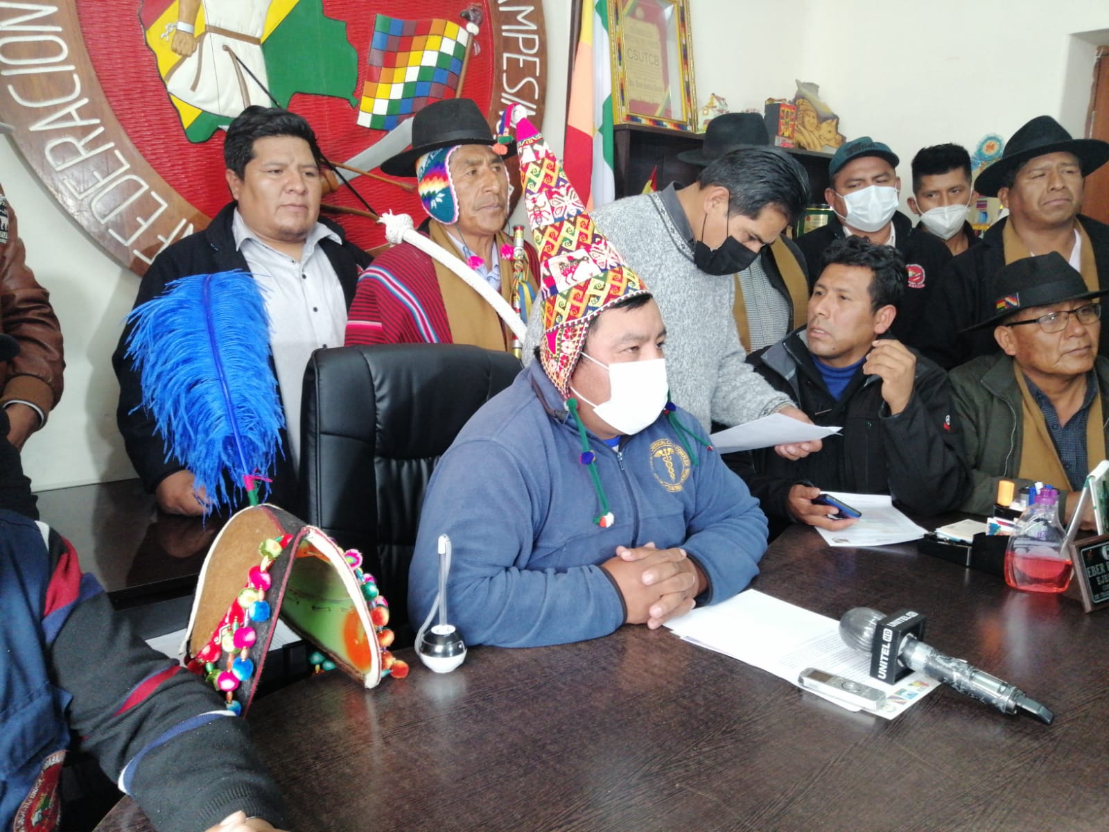 Confederación de campesinos de Bolivia determina marcha en defensa de la democracia y del gobierno de Arce