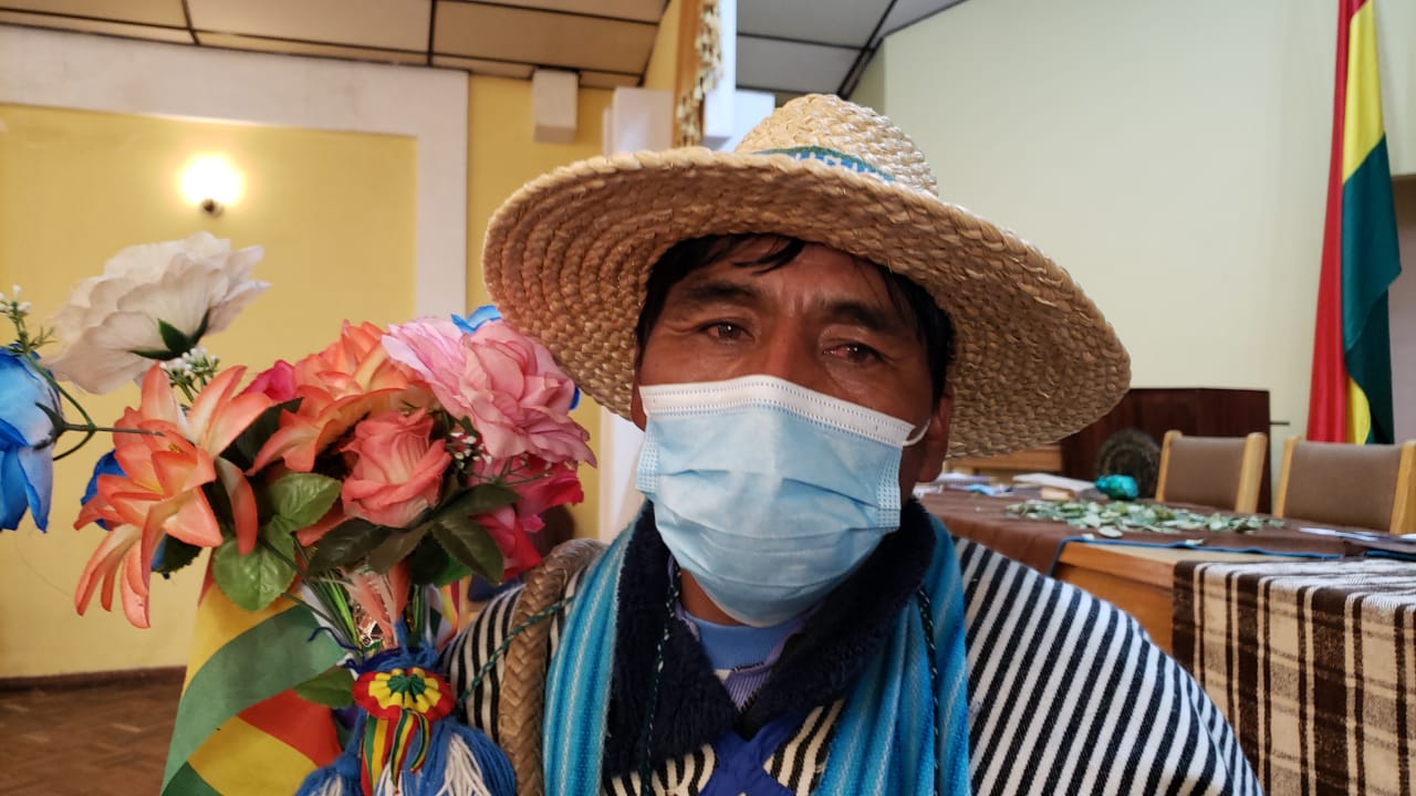 Uru Chipayas se reúnen en IV congreso educativo para revitalizar su lengua